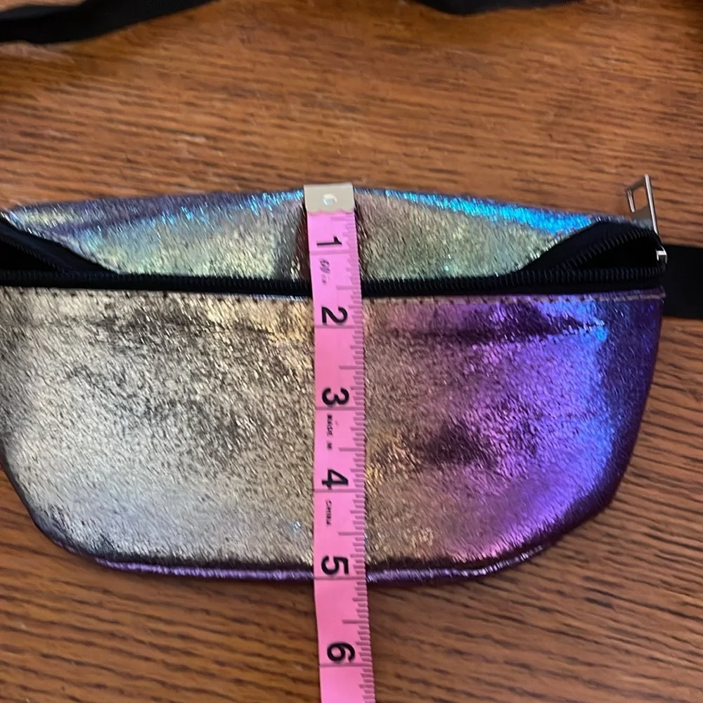 Sparkle Fanny Pack 🌺